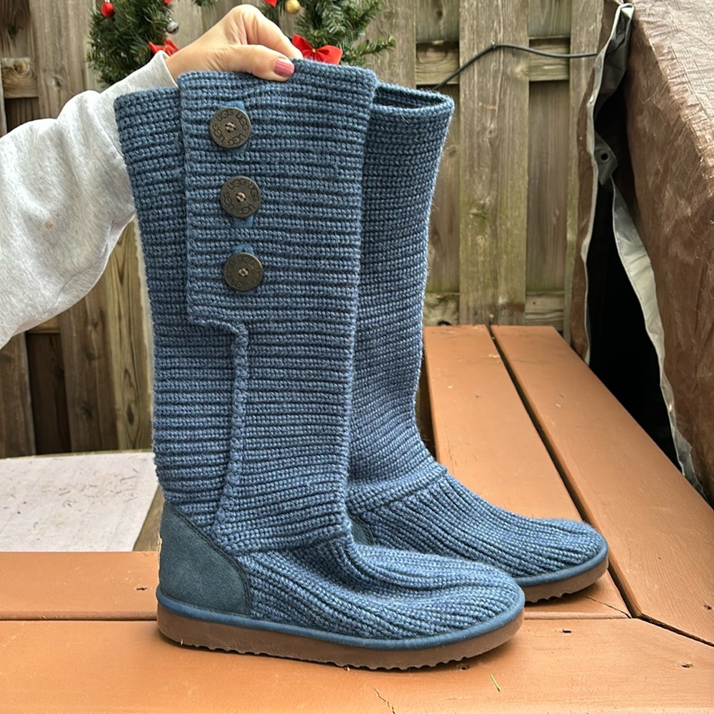 Ugh knit boots